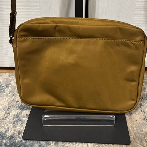 Lululemon City Adventurer Crossbody Bag 2.5L - Picture 5 of 11